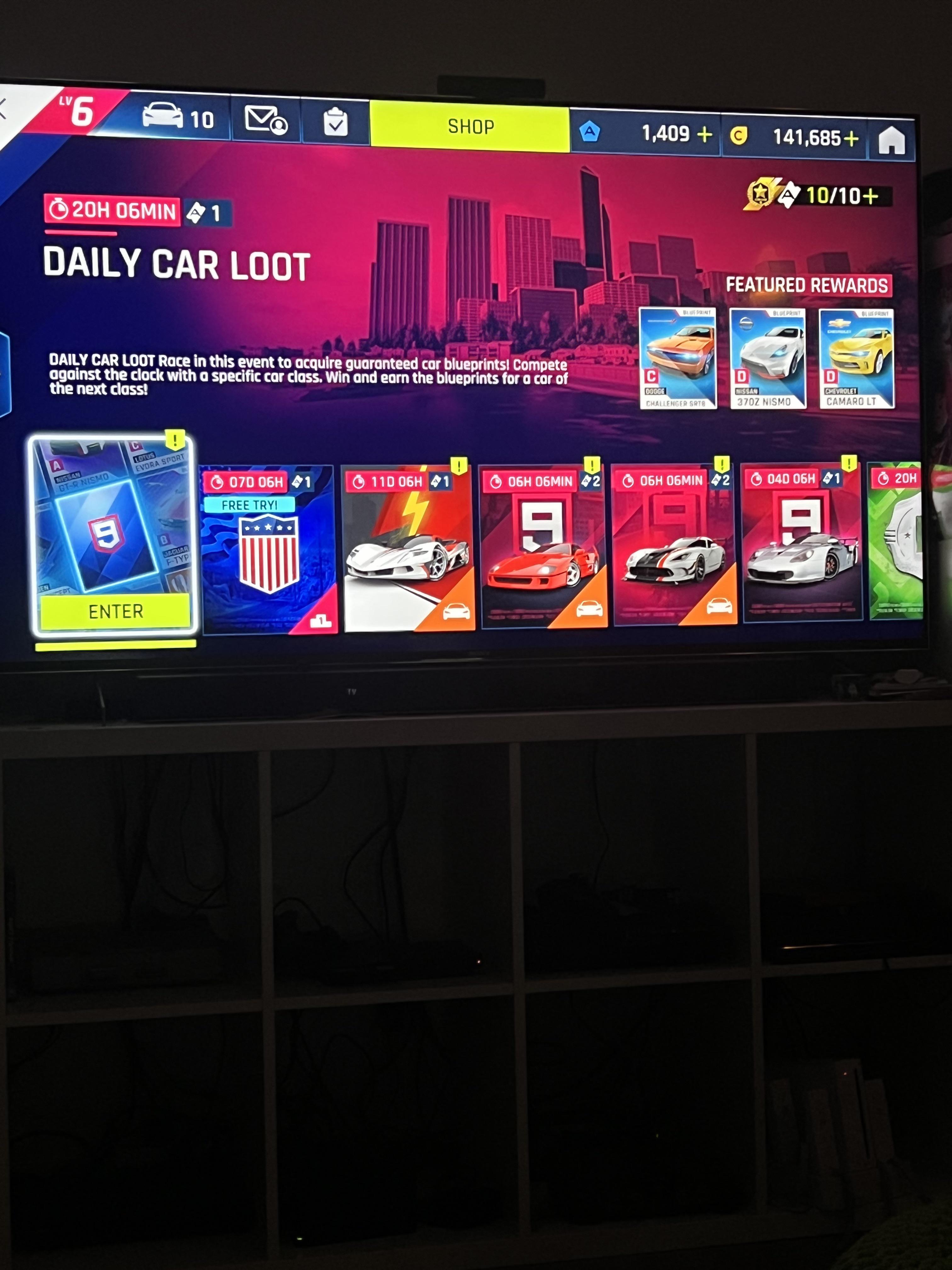 واجهة فعالية Daily Car Loot توضح أهداف مكافآت المخططات في Asphalt 9